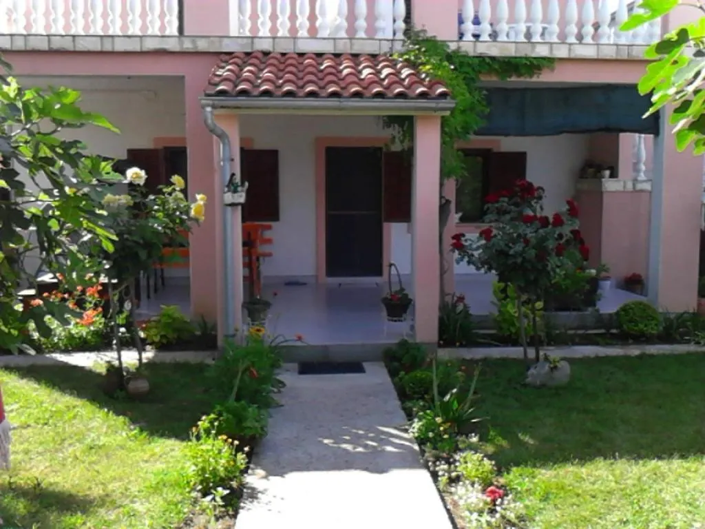 Apartments With A Parking Space Privlaka, Zadar - 14654 Privlaka